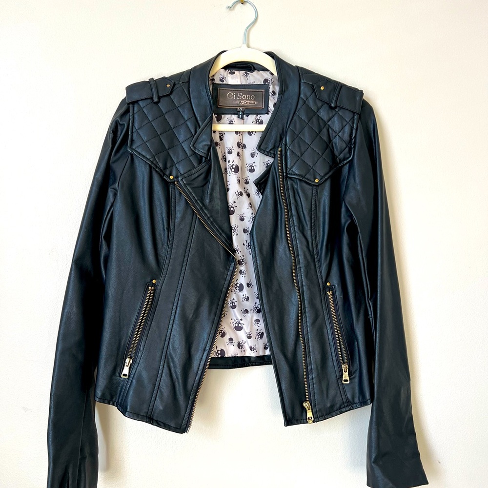 SUPER CUTE Black Leather Jacket Gold Zippers